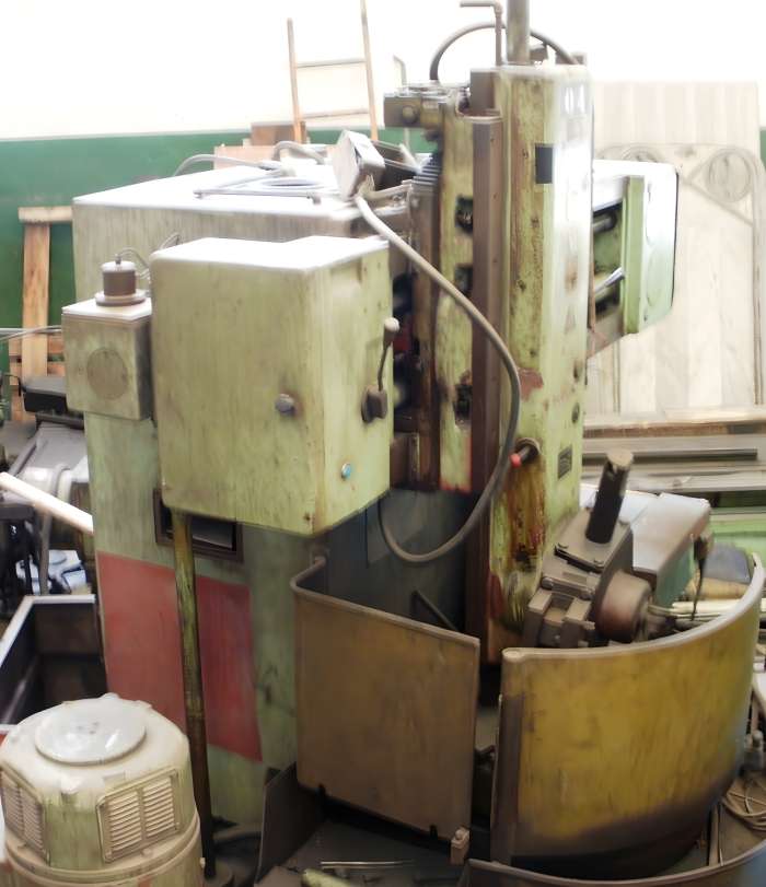 Torno vertical TOS modelo SKJ-8D